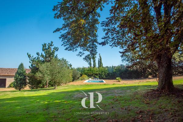 Miradoux (32340) Fermette lumineuse avec dépendances