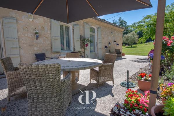 Miradoux (32340) Fermette lumineuse avec dépendances