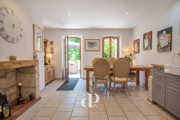 Miradoux (32340) Fermette lumineuse avec dépendances