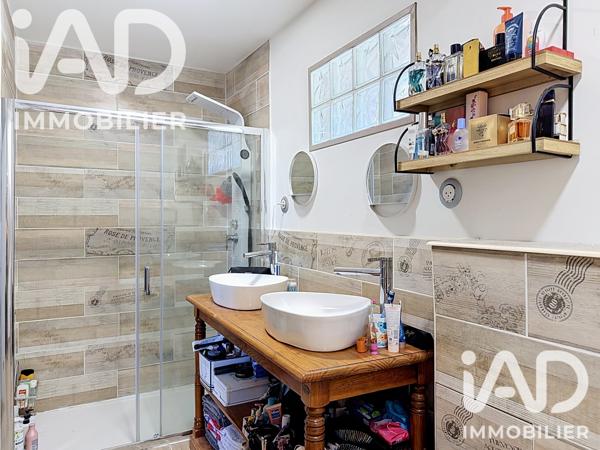 Maison à vendre 8 pièces 200 m² Château-Renard