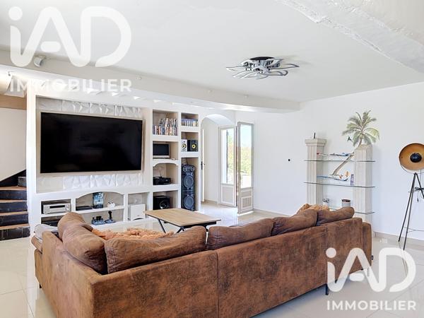 Maison à vendre 8 pièces 200 m² Château-Renard