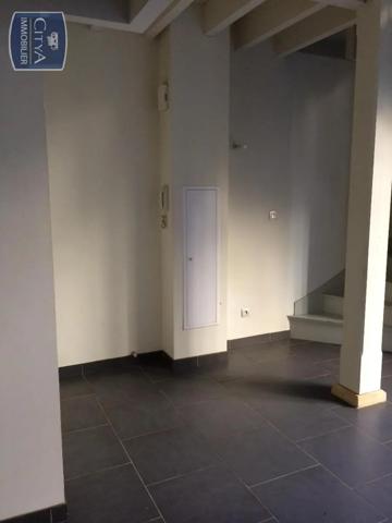 Appartement à louer 2 pièces 42.37m²
