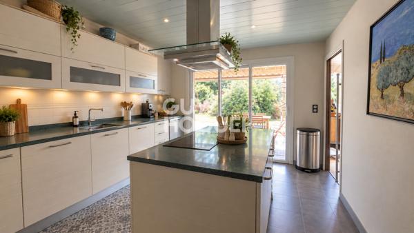 Pluneret - Maison familiale de plain-pied, 205 m² sur 2159 m² de terrain