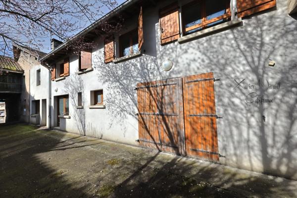 Maison à vendre 8 pièces proche de MONTREVEL EN BRESSE (01)