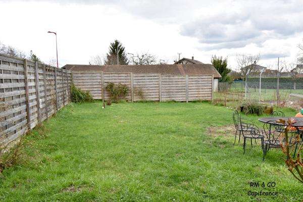 Dpt Ain (01), à vendre à PREGNIN, maison de village de 159 m2, 5 pièces, terrain de 416 m2