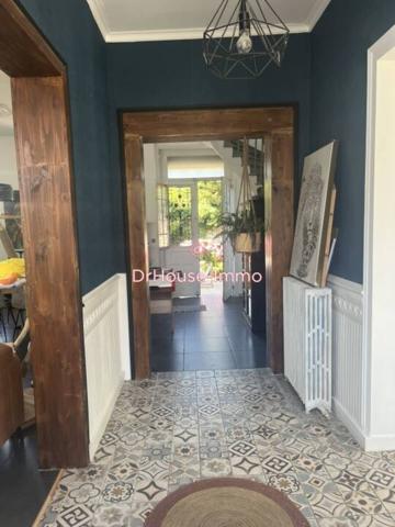 Maison à vendre 8 pièces de 233 m²