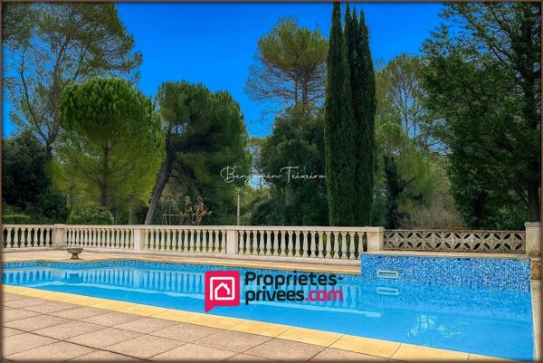 Maison Brignoles 7 pièce(s) 204.02 m2 / 5 Chambres / 5000m² de terrain