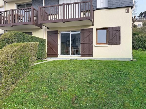 Bénerville-sur-Mer – Appartement avec vue mer et jardin privatif