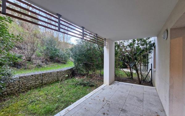 Appartement à vendre    2 pièces • 41,20 m2 Villeneuve-lès-Avignon