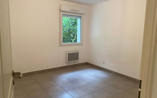 Appartement à vendre    2 pièces • 41,20 m2 Villeneuve-lès-Avignon