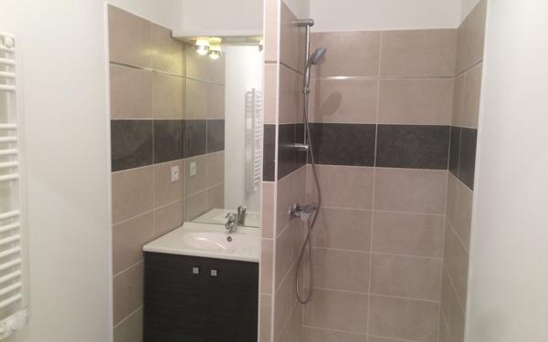 Appartement à vendre    2 pièces • 41,20 m2 Villeneuve-lès-Avignon