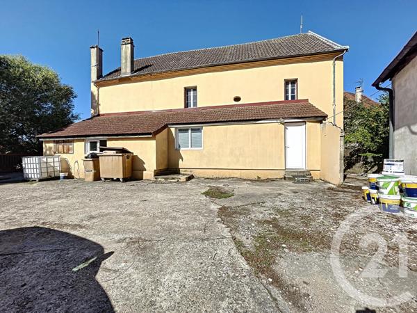 Maison à vendre  4 pièces - 100 m2 VARENNES SUR ALLIER - 03
