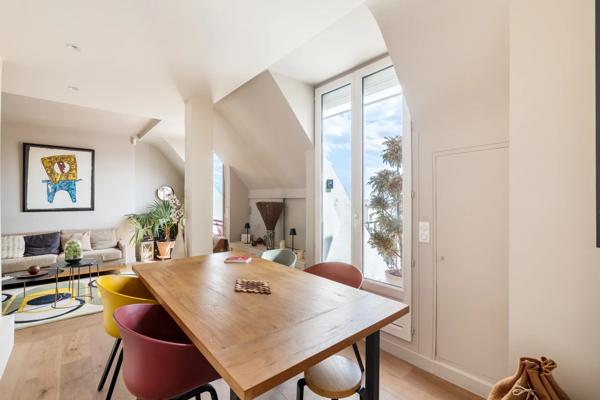 Appartement Paris 18 e - MONTMARTRE / JARDINS DU SACRÉ-CŒUR