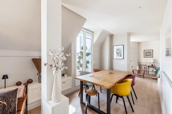 Appartement Paris 18 e - MONTMARTRE / JARDINS DU SACRÉ-CŒUR