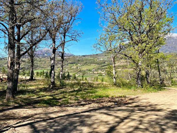 Terrain Neffes 708 m2 Lot N°3