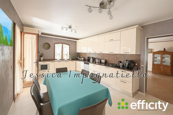 Maison 5 pièces - 320 m² Bien prestige