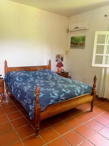 Maison à vendre 6 pièces + Appartement T2 SAINT CLAUDE (971)