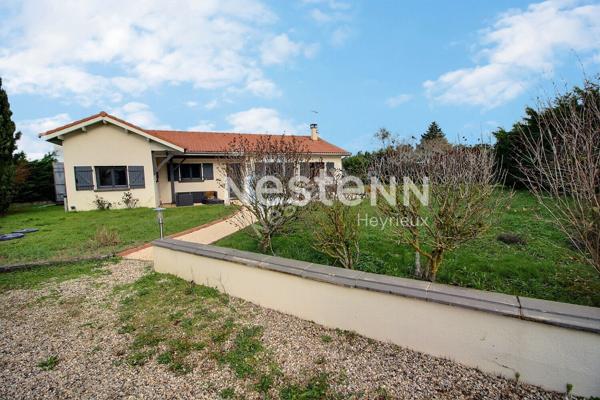 DIEMOZ - Maison plain pied 5 pièce(s) 100.30m2 sur parcelle de 1600m² - DPE : C