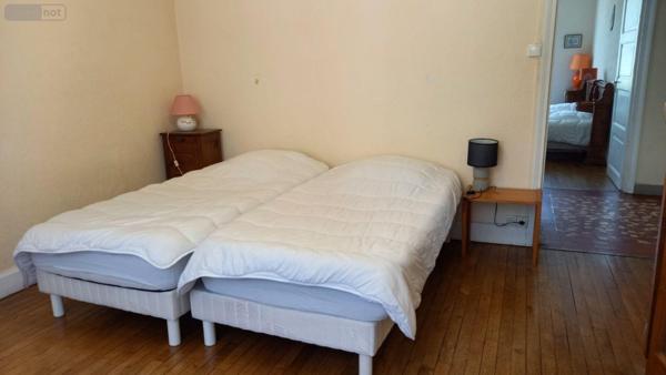 Maison à vendre à Vic-sur-Cère dans le Cantal (15800), ref : MG/2365