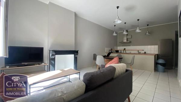 Appartement à louer 3 pièces 65.8m² Douai (59500)