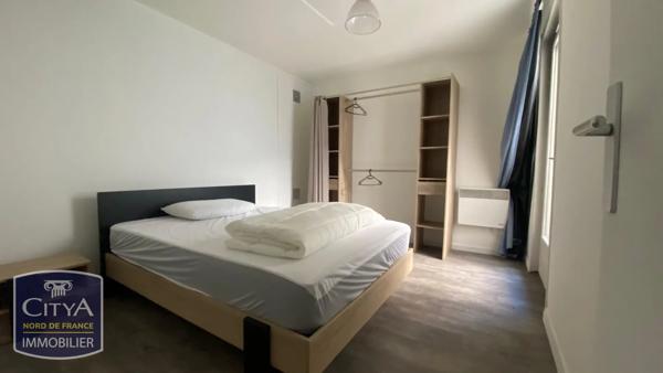 Appartement à louer 3 pièces 65.8m² Douai (59500)