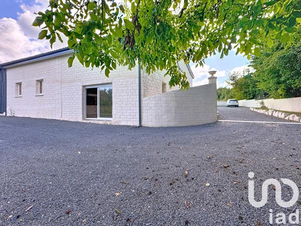 Maison à vendre 5 pièces 230 m² Gond-Pontouvre