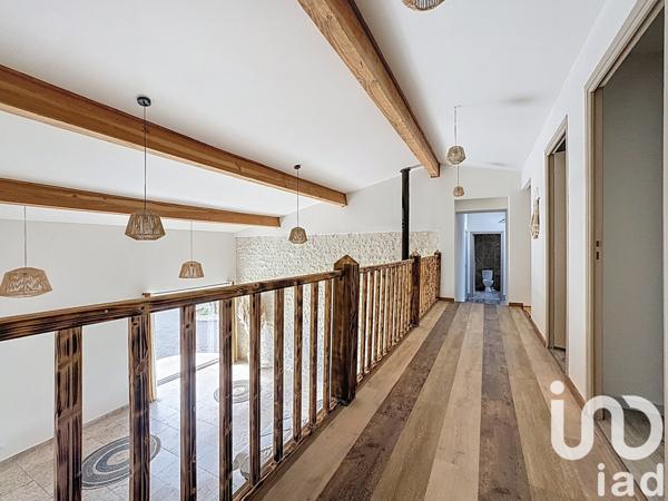 Maison à vendre 5 pièces 230 m² Gond-Pontouvre