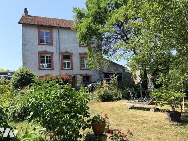 MAISON EN PIERRES SUR SOUS-SOL