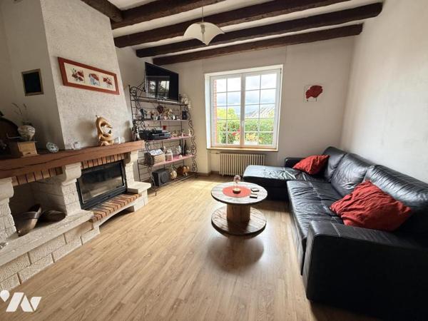 MAISON EN PIERRES SUR SOUS-SOL