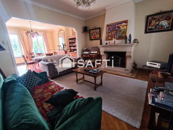 Maison de ville de 245 m2 à fort potentiel