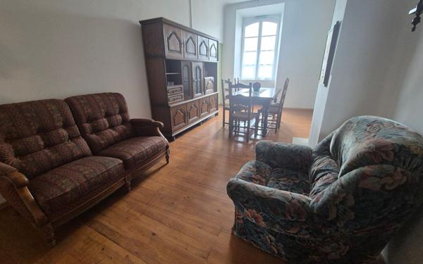 Appartement à vendre    4 pièces • 82,05 m2 Forcalquier