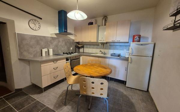 Appartement à vendre    4 pièces • 82,05 m2 Forcalquier