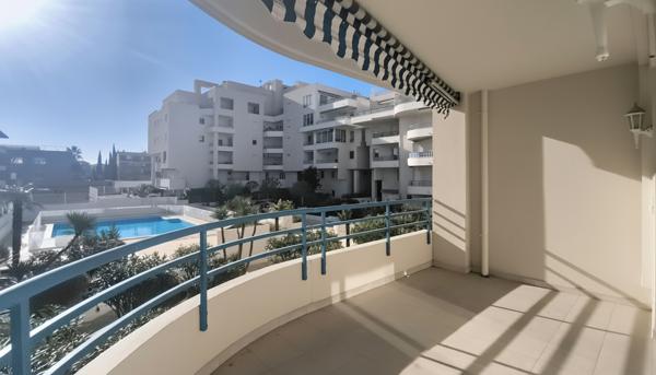 FREJUS PLAGE T3 TERRASSE DOUBLE GARAGE PISCINE