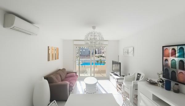 FREJUS PLAGE T3 TERRASSE DOUBLE GARAGE PISCINE