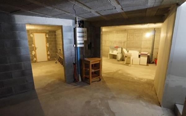 Maison à louer    4 pièces • 168,18 m2 Péron