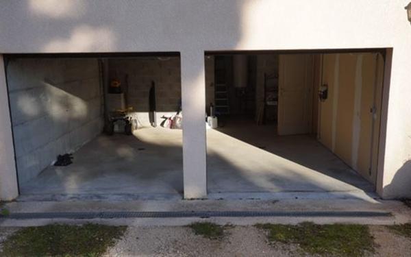 Maison à louer    4 pièces • 168,18 m2 Péron