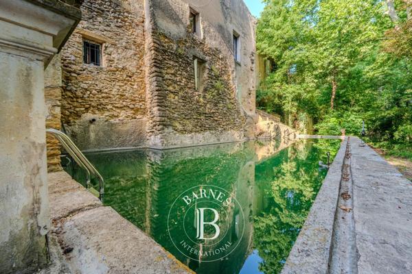 La Tour-d'Aigues, Ferme 4 Chambres -  186 m² à vendre