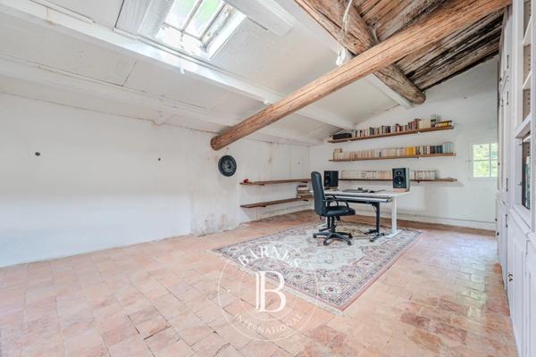La Tour-d'Aigues, Ferme 4 Chambres -  186 m² à vendre