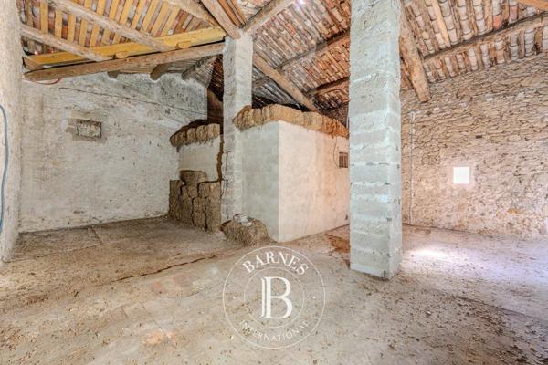 La Tour-d'Aigues, Ferme 4 Chambres -  186 m² à vendre