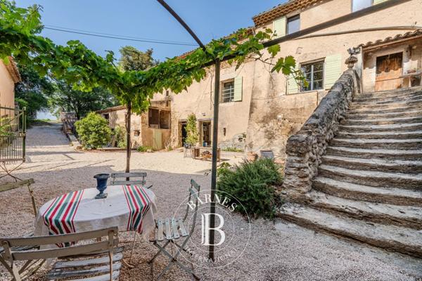 La Tour-d'Aigues, Ferme 4 Chambres -  186 m² à vendre