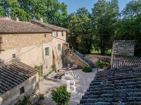 La Tour-d'Aigues, Ferme 4 Chambres -  186 m² à vendre