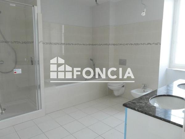 Location Maison 6 pièces 185.2 m² - BOURG D'URCUIT Urcuit 64990