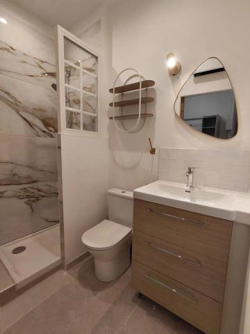 Location                                                      Appartement
                        
                     1 pièces                      26 m2                     à Pourrières