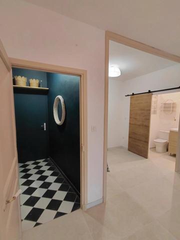 Location                                                      Appartement
                        
                     1 pièces                      26 m2                     à Pourrières