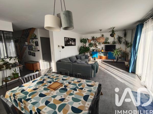 Maison à vendre 5 pièces 88 m² Saint-Aubin-d'Aubigné