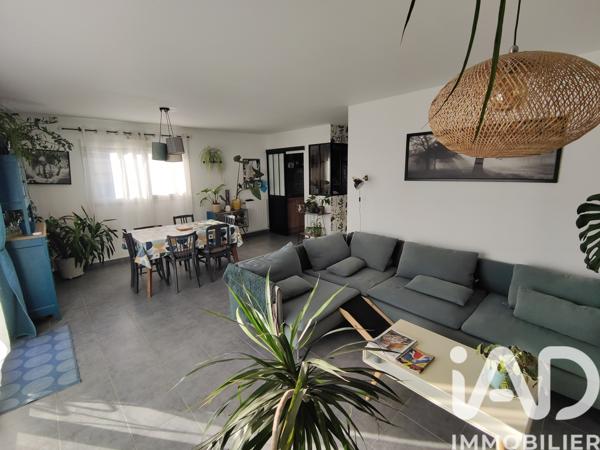 Maison à vendre 5 pièces 88 m² Saint-Aubin-d'Aubigné