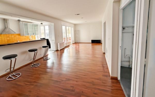 Appartement à vendre    3 pièces • 74,04 m2 Agen