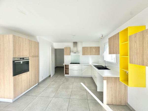 Maison à LAVAL, 53000 - 7 pièces 136m²