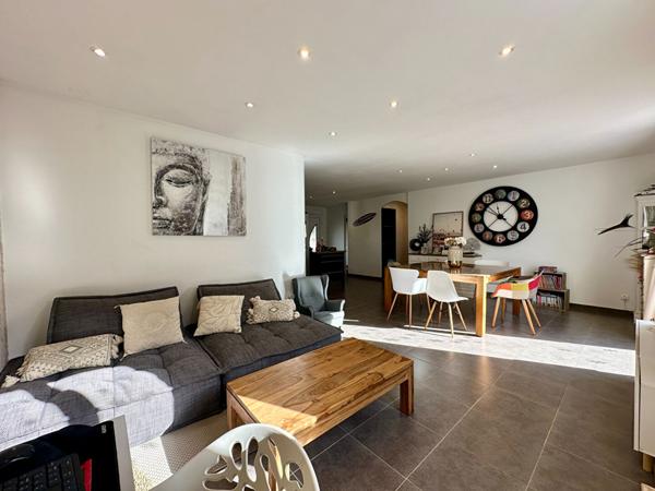 Maison de plain-pied La Moutonne 5 pièces 103 m2 - Secteur calme, résidentiel et recherché