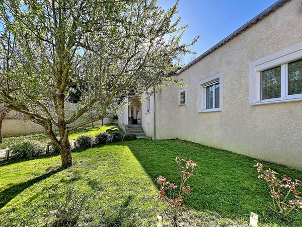 EXCLUSIVITE - MAISON DE 140 M² SUR 723 M² DE TERRAIN